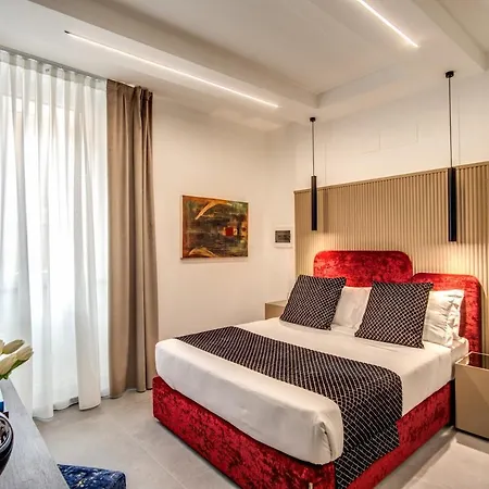 Little Queen Rooms