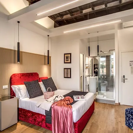 לינה וארוחת בוקר Little Queen Rooms *