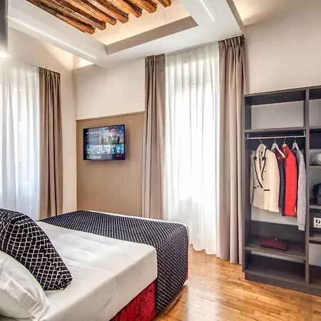 Little Queen Rooms Rome