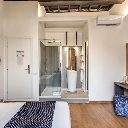 Little Queen Rooms Bed & Breakfast Rome